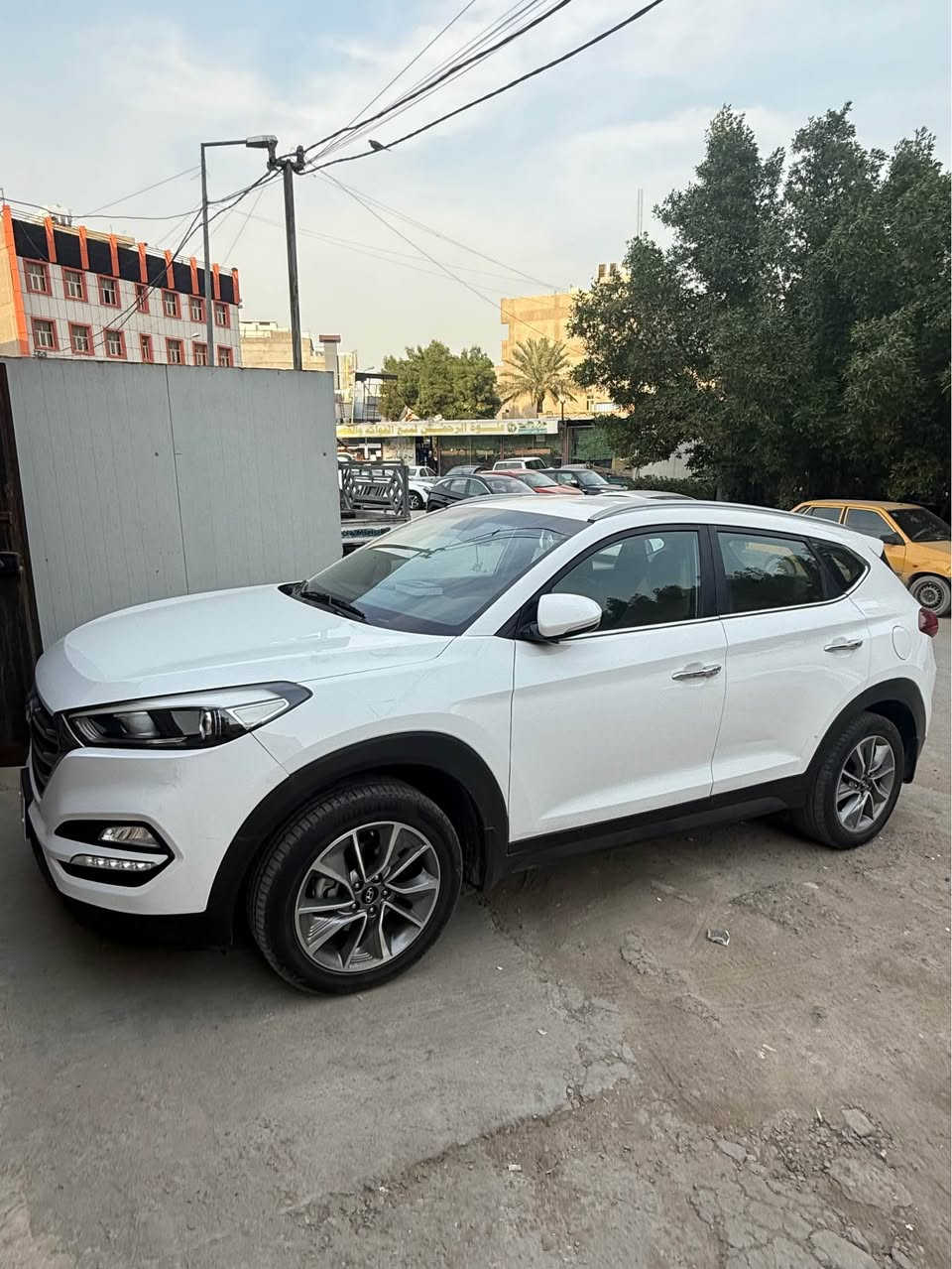 يالله السلام عليكم اخوان عندي توسان 2018 خليجي مكفوله كفاله عامه من الضربه والصبغ والبارد رقم بغداد دولي بسمي ماشيه 50 السياره جاهزه من كلشي مكان السياره بغداد زيونه السعر 190 للاستفسار الاتصال ع *********** والسونار مرفق مع الصور بغداد, العراق
