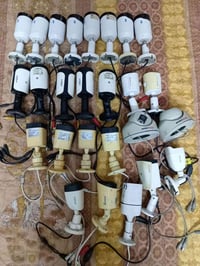 كاميرات مختلفة الأنواع للبيع مستعمله سعر الزوج 15الف دينار عراقي مكاني...