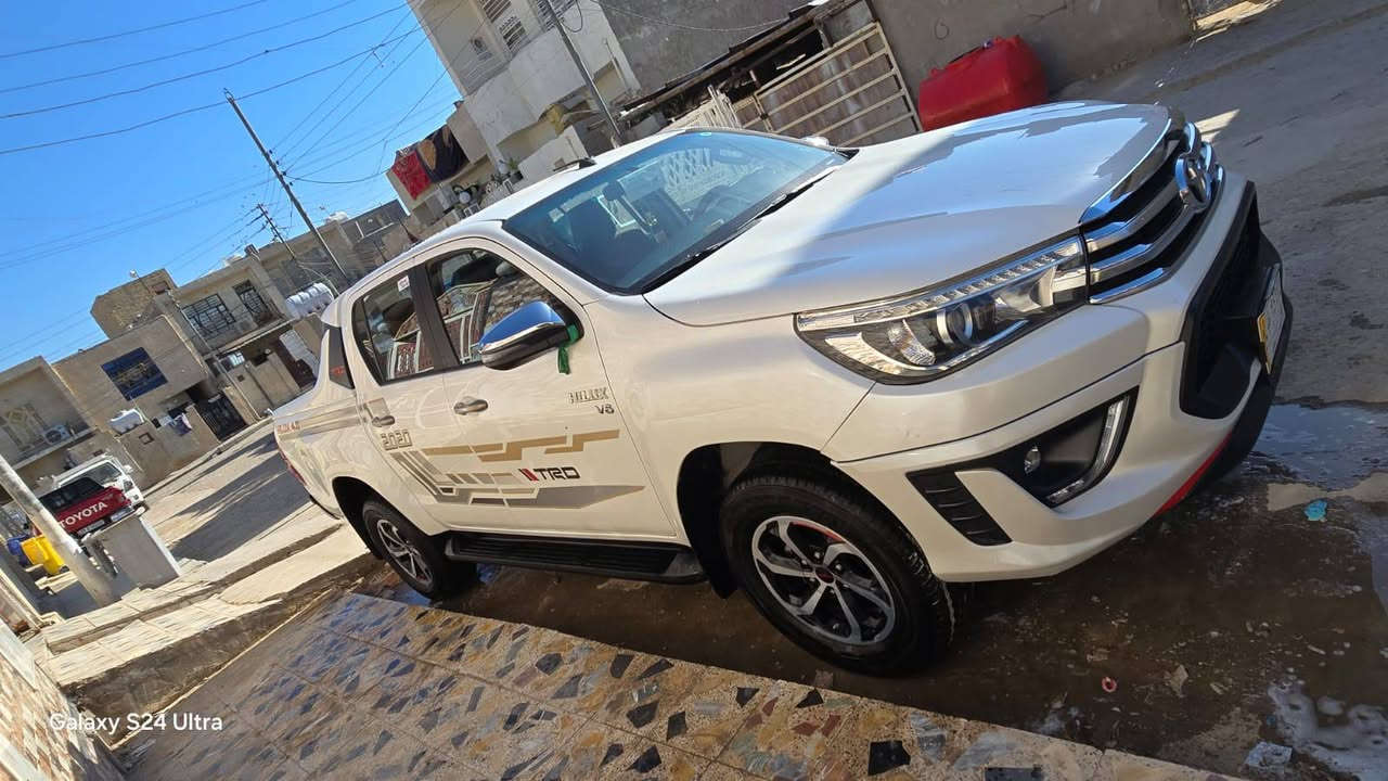 سلام عليكم سياره البيع تيوتا هايلوكس موديل 2020 تيار 
فول مواصفات رقم بغداد بسمي تحويل ثاني يوم/***********
