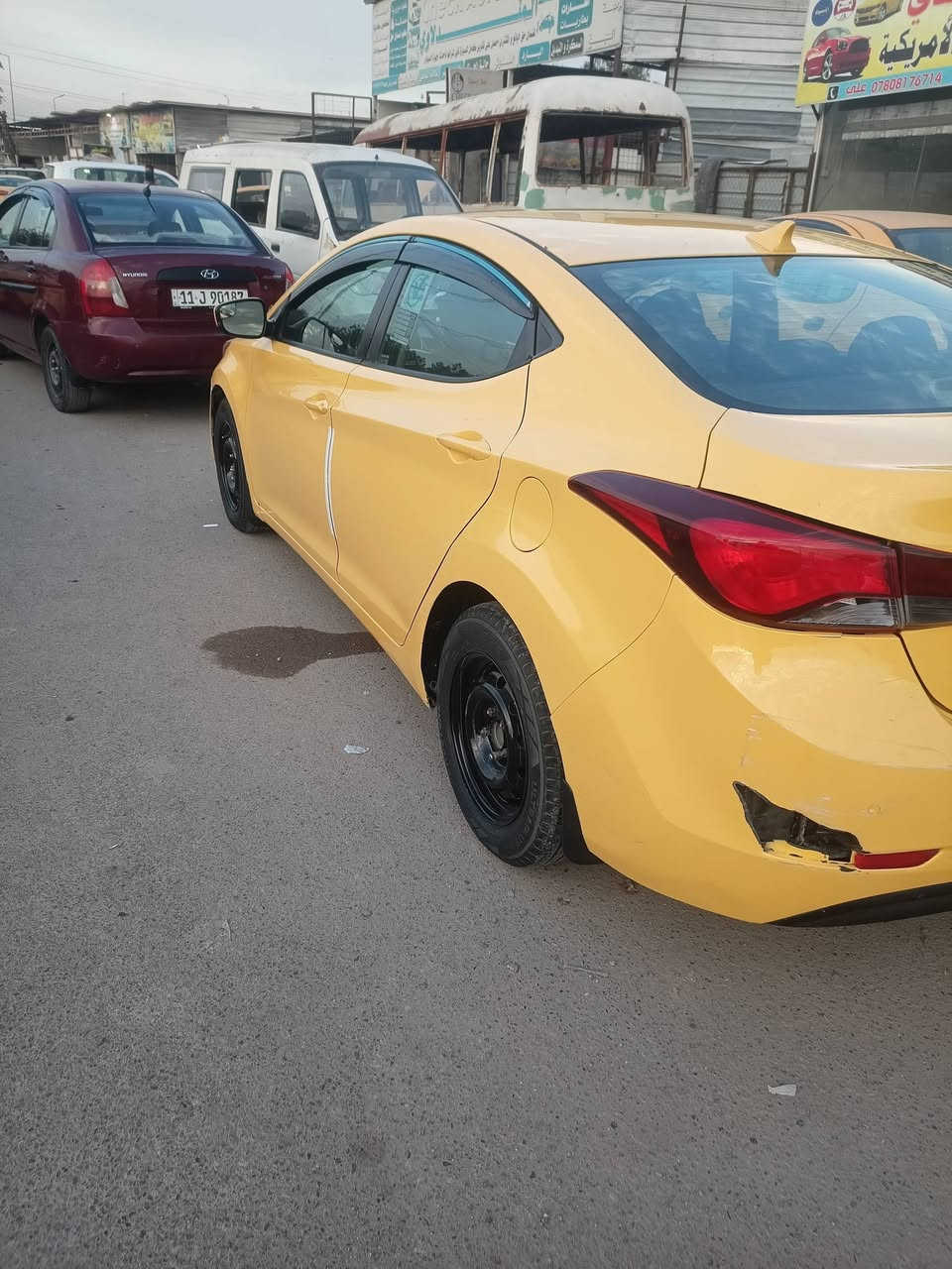 سلام عليكم . النترا 14 شكل ال15 رقم واسط جديد انگليزي حادث فقط بنيد نفسه مصلح  صور الحادث بالمنشور . سياره كلهه ليبل واحد . بيه دحچه بالدوسه اليمنه وطخه بسيطه بالبگ لايت الأيسر ومصلحه . مكينه گير تبريد تدفئه تخم تاير جديد دوشمه جلد مابيهه كل نقص . السعر 105 بيهه مجال . مكاني بغداد الشعله . هاتف واتساب ***********
