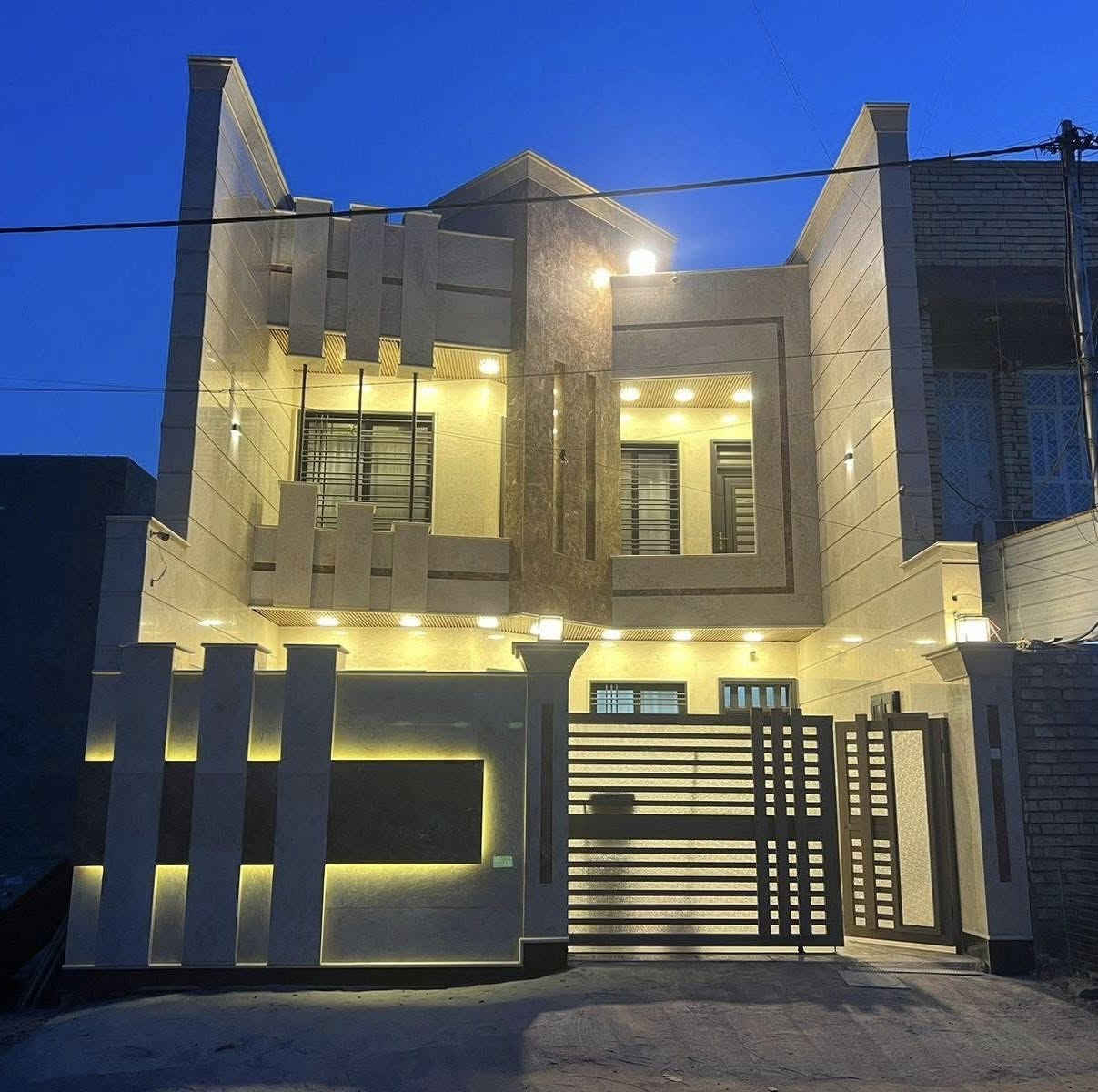 مكتب التـ👑ـاج للتطوير العقاري 

✅ عروض مميزة 
🔹 دار 800 م واجة 16م ( الكفاءات ) 
🔹 دار 700م واجهة 17,50 ( الكفاءات )
🔹 دار 600م واجهة 15م ( الكفاءات )
🔹 دار 300م ( كفاءات - مدير الامن - البدالة )
🔹 دار 320م واجهة 16م تقطيع ( مدير الامن )
🔹 دار 240م واجهة 8م ( الطاقة ) 
🔹 دار 200م ( كفاءات - مدير الامن - البدالة )
🔹 دار 150م ( كفاءات - مدير الامن - البدالة - الهياكل )
🔹 دار 100م ( كفاءات- مدير الامن- البدالة- الهياكل )

🔺 متوفر عروض مساحة ( 45-50-55-60-65-70-75-80-85-90-95 )
🔸 ملاحظة:  
العروض المذكورة اعلاة بيوت و قطع اراضي ✅
🔺 متوفر عروض داخل الصفحة وتفاصيل اكثر 👑

للأستفسار : 
*********** 🔹*********** 
التـ👑ـاج شريكك نحو عقار آمن ✅

🔴رابط الكروب الخاص بالعقارات والتوزيعات الجديدة 
https://www.facebook.com/share/g/STFeSmHKRKGrVDcs/?mibextid=K35XfP
