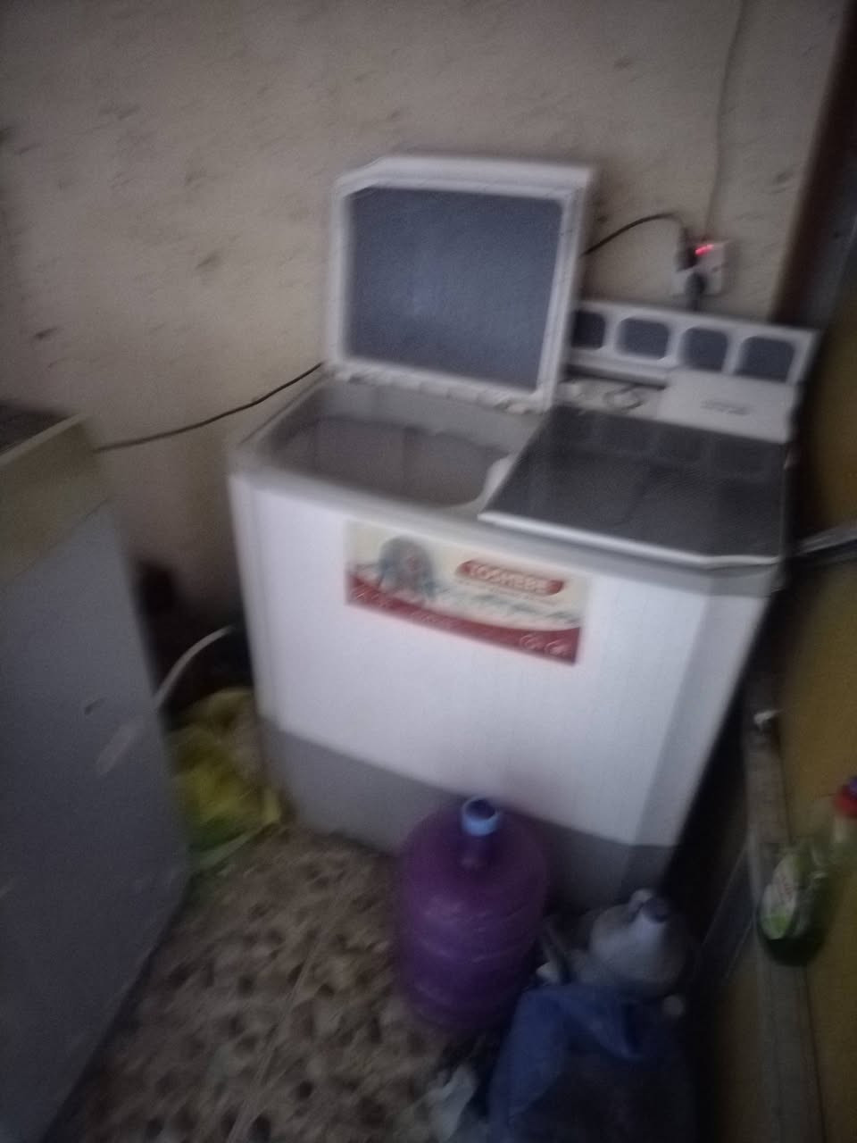 سلام عليكم مكوى للبيع المكان الدوره زراعي نسائم
نورفه غسالات عدد2
رقم الهاتف ***********
