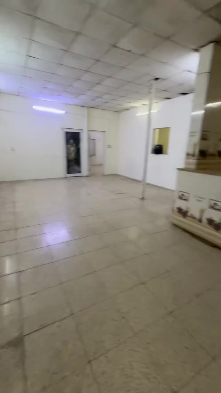 شقه طابق اول للايجار 
٣ غرف وصاله ومطبخ وخدمات 
الايجار ٤٥٠
الاعظميه راس الحواش 
للاستفسار ***********
