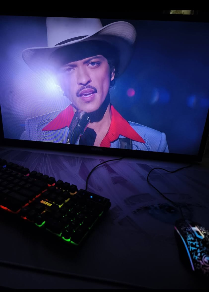 السلام عليكم اخوان بلي فور برو اونلاين ما مفتوح
 نضيف يجي بدون جويستك انطيك وياه کت کامل
 ماوس وكيبورد و ماوس باد بس مو نفس الماوسباد الي
 بل صوره وانطيك استاند مال بلي ومال جويستكاتت
يشحنهن بنفس الوقت يعني سيت اب متكامل 

السعر فقط 300 ألف

اذا شراي راسلني اكو توصيل و اذا مكانك بل بصره بعد احسن حتى تفحص وتاخذ


**إذا كنت صاحب هذا الإعلان وتريد حذفه لأي سبب، رجاءا أرسل رسالة إلى الدعم الفني**