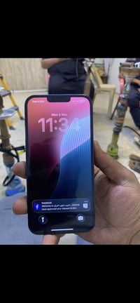 مرحبا ايفون ١٣ بروماكس ذاكرة ٢٥٦ مبدل بطارية نوعية جداً ممتازة وبيه شا...