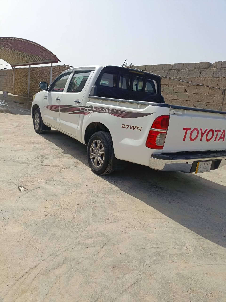 السلام عليكم بيكم تيوتا 2012السياره بيه صبغ الباب مال السايق ول وراه من الخط وجوه رقم بغداد الماني مميز سنويه لل28 محرك مجفت شاصي 19كويتي***********/كير عادي العنوان بغداد التاجي منشأ نصر السعر 168
