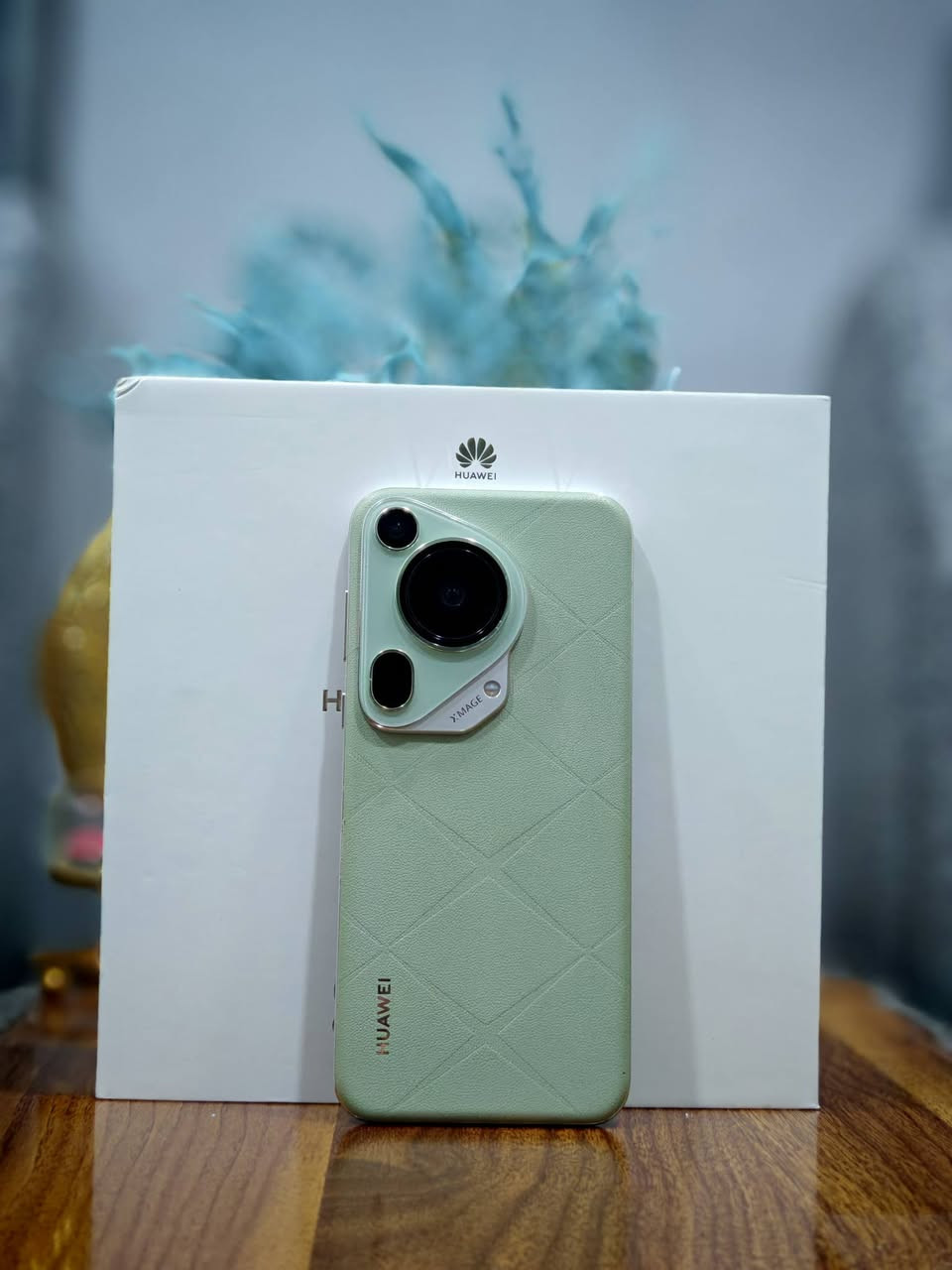 سلام عليكم
عملاق هواوي للبيع
بيورا 70 الترا اللون المميز 
512/16
الجهاز كامل ملحقات الاصليه
شاحن ال100 واط + كڤر + كارتون
مابي اي خلل 
شاشه نظيفه 
كامرات نظيفه 
فقط الشاصي بي شخوط موضحه بالصور
السعر 740 وبي مجال للشراي 
مكاني نجف توصيل جميع المحافظات 
***********
