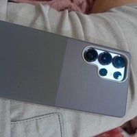 جهاز 25الترا سامسونك ذاكره256ابو كارت الضمان مستخدم شهر نظافه 100%سعره...
