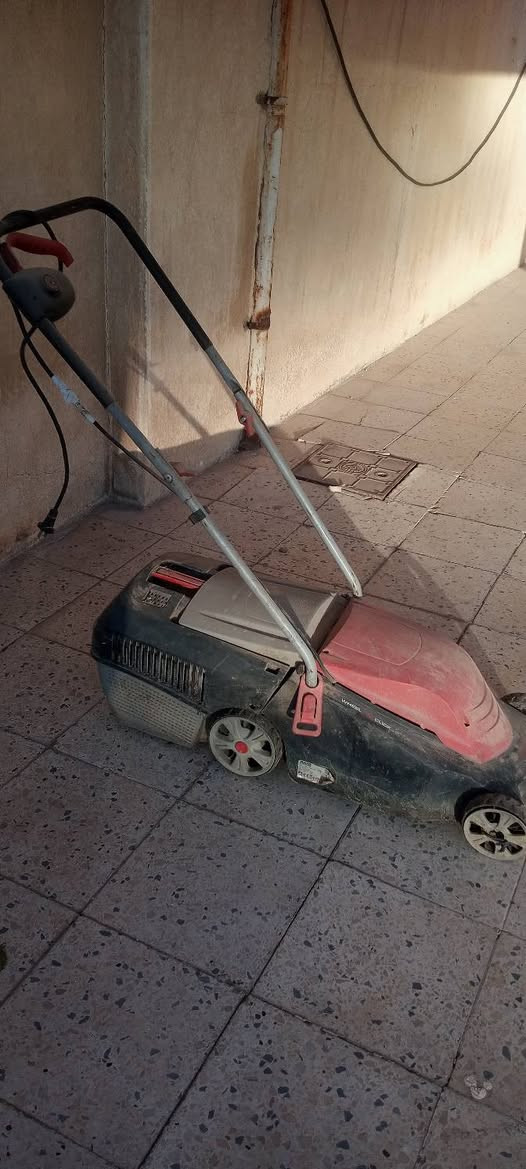 السلام عليكم مكينة ثيل للبيع سعرها 60 مستعمله شي قليل مكاني بغداد الغزاليه للاستفسار رقمي ***********
