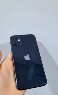 سلام علیکم ورحمة الله وبركاته ايفون 11 عادي مستعمل للبيع ذاكرة 128 وبط...
