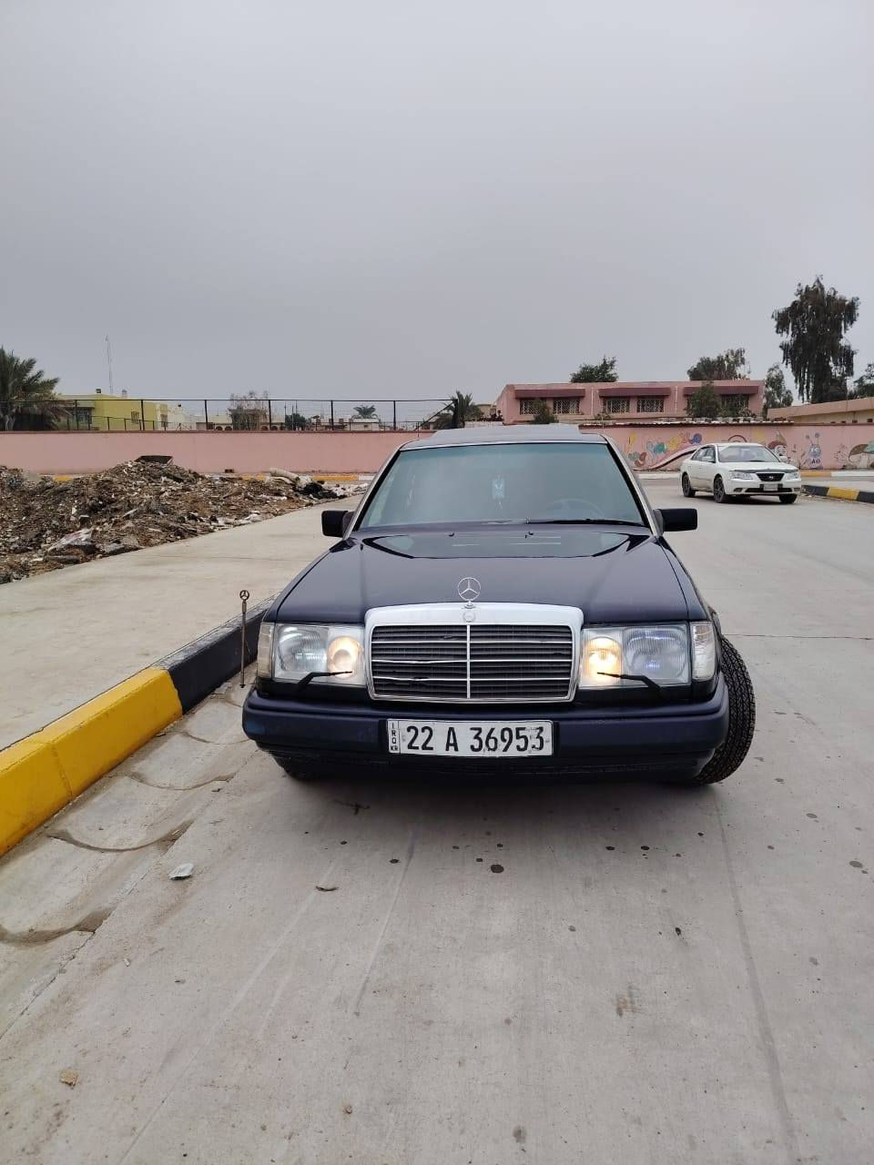 للبيع مارسدس موديل 90 محرك 3000ديلكو  رقم أربيل سنويه ما ساقطه كير ومحرك واكسل بشرط قطره معجون ما بيهه ة تبريد تدفئه شغال صدر امامي وخلفي جديد قواعد الدبلات بلاديه غرفه نضيفه سلايت شغال طگتين كهربائي جامات كهربائي سيارات مابيهه اي نقص مكان السياره ديالى قره تبه الشراي خلي يتصل ***********  السعر 68وبيهه مجال شويه حك الجيه
