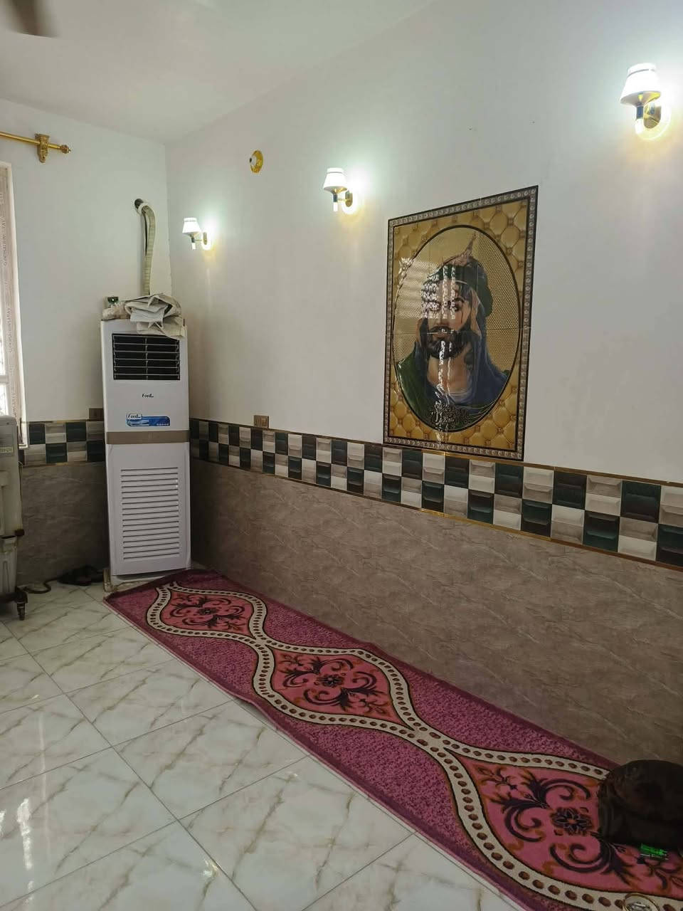 🏠 للبيع بيت في كربلاء المقدسة – حي الساهرون

📍 الموقع: حي الساهرون
📐 المساحة: 125 متر مربع
🏫 على مدرسة (موقع مميز)

يتكون من:
✅ غرفتين نوم
✅ استقبال
✅ صالة
✅ مطبخ حار وبارد
✅ صحيات كاملة
✅ طابق ونص

📞 للاستفسار والاتصال: ***********
#حسين_لعقارات_كربلاء
