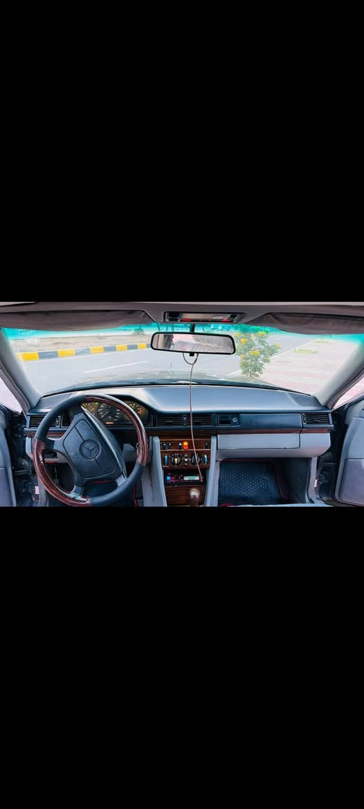 مارسيدس موديل90 رقم سليماني بي شرط تحويل وكالة راس دبل بيلاديه بشرط بدون خياس بدون ضربة محرك vvt300 تبريد تةتفيه شغال سعر70بيه مجال قليل مكان كفري ***********
