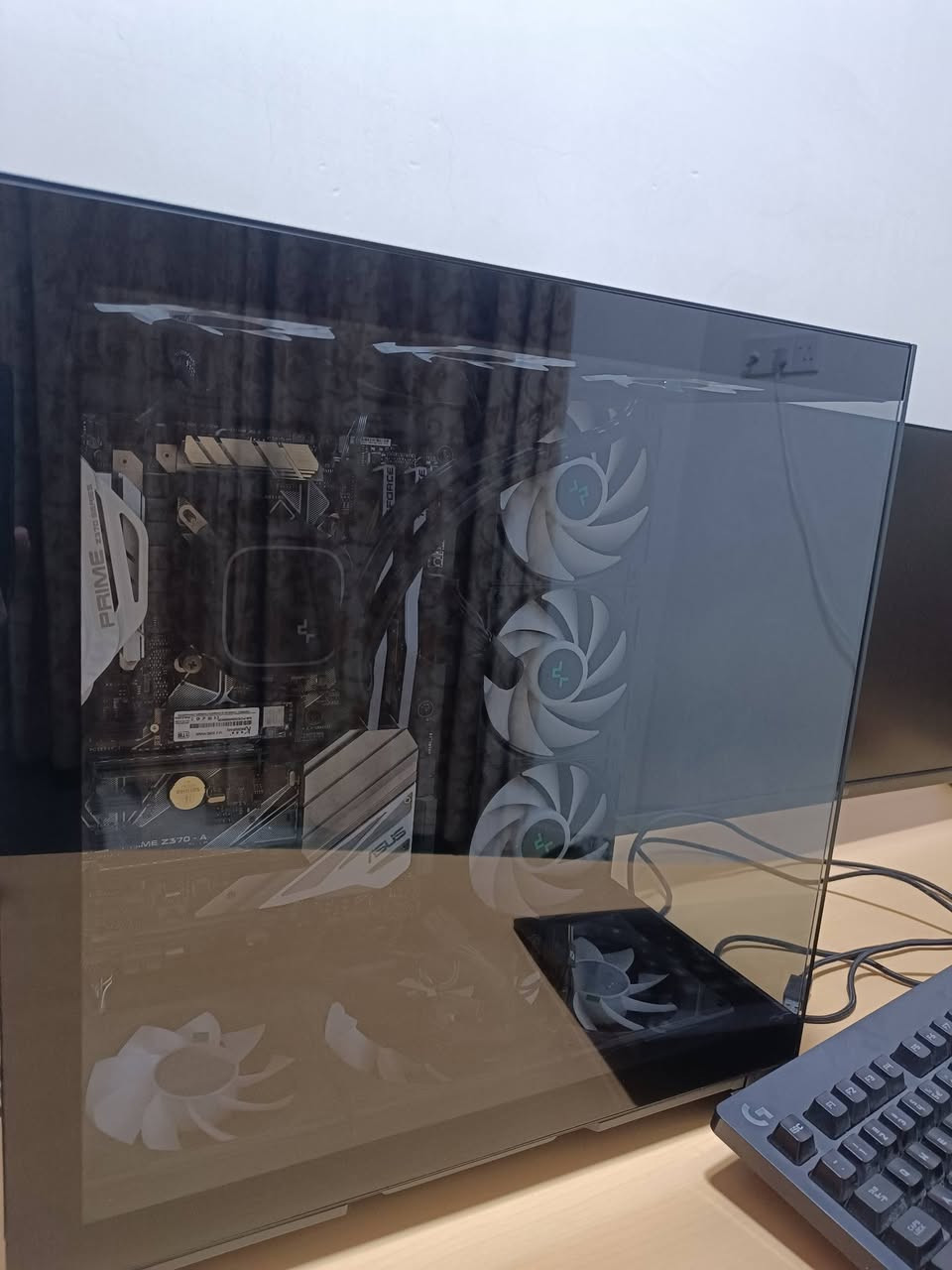 السلام عليكم
أبيع كامل فقط لا الكرت وحده ولا شاشه أو كيس

كيس

M.B: Z370 ASUS PRIME WHITE

CPU: I7 8700K

GPU: RTX 2080 AORUS EXTREME OC

CPU COOLER: DEEP COOL LE720 360M

RAM: T.FORCE 2.8 3200HZ

HARD: M.2 KINGSUPAN 1T

PSU: CORSAIR CX 750W

CASE: HERO GEAR +7 FAN

شاشة

MSI MAQ 275F

27 Inch

1080P

180 HZ

0.5 M

ملحقات

ستاند شاشة متحرك

كيبورد logetich G213

ماوس logetich G512 نظافته 90٪

ماوس باد redragon

أي إستفسار خاص

سعر 950

مكاني ناصريه تجي تفحص يمي أوتوصيل موجود


**إذا كنت صاحب هذا الإعلان وتريد حذفه لأي سبب، رجاءا أرسل رسالة إلى الدعم الفني**