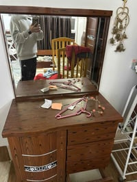 غرفه نوم • ٥ قطع • للبيع