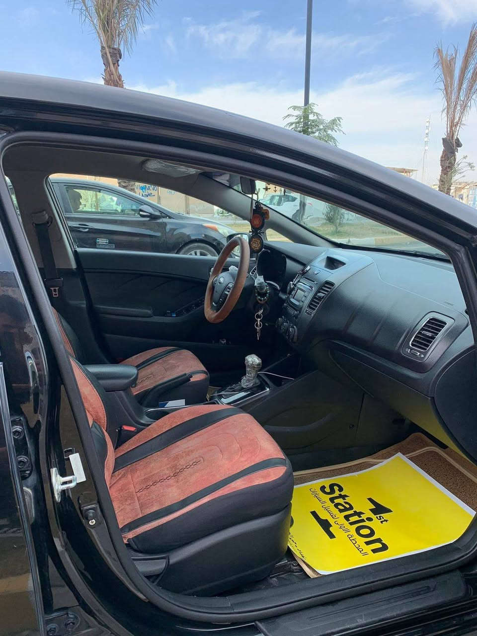 السلام عليكم
كيا؛ فورتي ٢٠١٧
حادث موجود بل صور 
ماشيه حقيقي ٦٥
مكاني بغداد دوره شارع ستين
سعر ١١٨
رقم هاتف ***********
