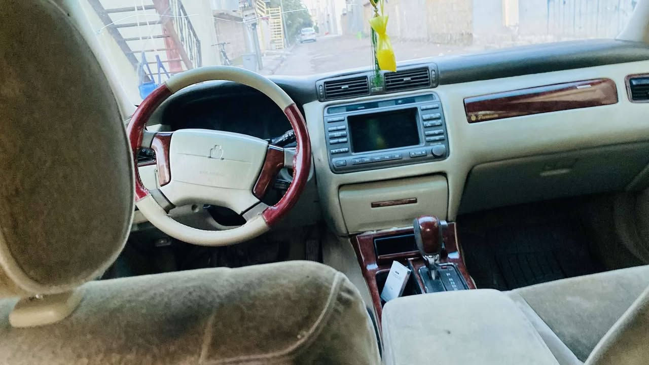 مه لیک براوه لۆک ❤️‍🔥 سعری خۆاربازار
براوه یه گیرۆ مکینی به شرتی 10ڤیتر  مکینی دیڤور بچوک 
دۆۆ دۆۆگمیه ناوزه رده. 2002. ده شپول نجڤ. ته برید ساردۆۆ گه رمی ئیشکا کاره بایه گه شتی ئیشکات بی مسرڤ  یک قرچی بچووکه ی هه یه سیارک له ره سمکان جۆان تره سعری 36 معمله    ژ. م.  ***********
