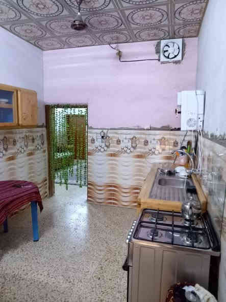 السلام عليكم 
دار 100 متر لرهان يحتوي على غرفه او صاله او مطبخ واستقبال البيت نضيف كلش او حلو
 سعر الرهان (14) قفل لمده 3 سنوات العنوان شارع المعمل خلف مدرسه الشهيد علي الرماحي 
***********
***********
