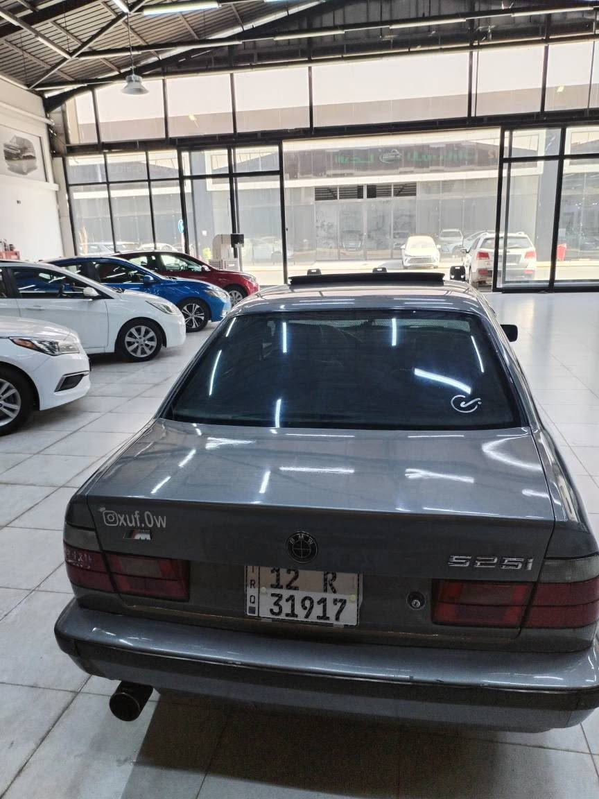 السلام عليكم
من رخصت الادمن
السعر 67 وبي مجال للطيبين
للبيع  بيم 525 اصل عليها محرك وكير مال صقر 528 موديل91 السياره باسمي هزه جديده سنويه ما ساقطه شرط  التحويل كشنات كهرب سلايد كير و محرك خير من الله  عليها ادامه كامله مسويها  تبريد شغال باتري جديد عليها منظومه كزور   ع كنتور  صوتها طرب لايت زينون داخل صاج سياره بدون ضربه
مكان السياره موصل مدينة المعارض الجديدة شارع الوسطي معرض الآغا للسيارت

للاستفسار اتصل ع أرقام التاليه

*********** موصل, نينوى
