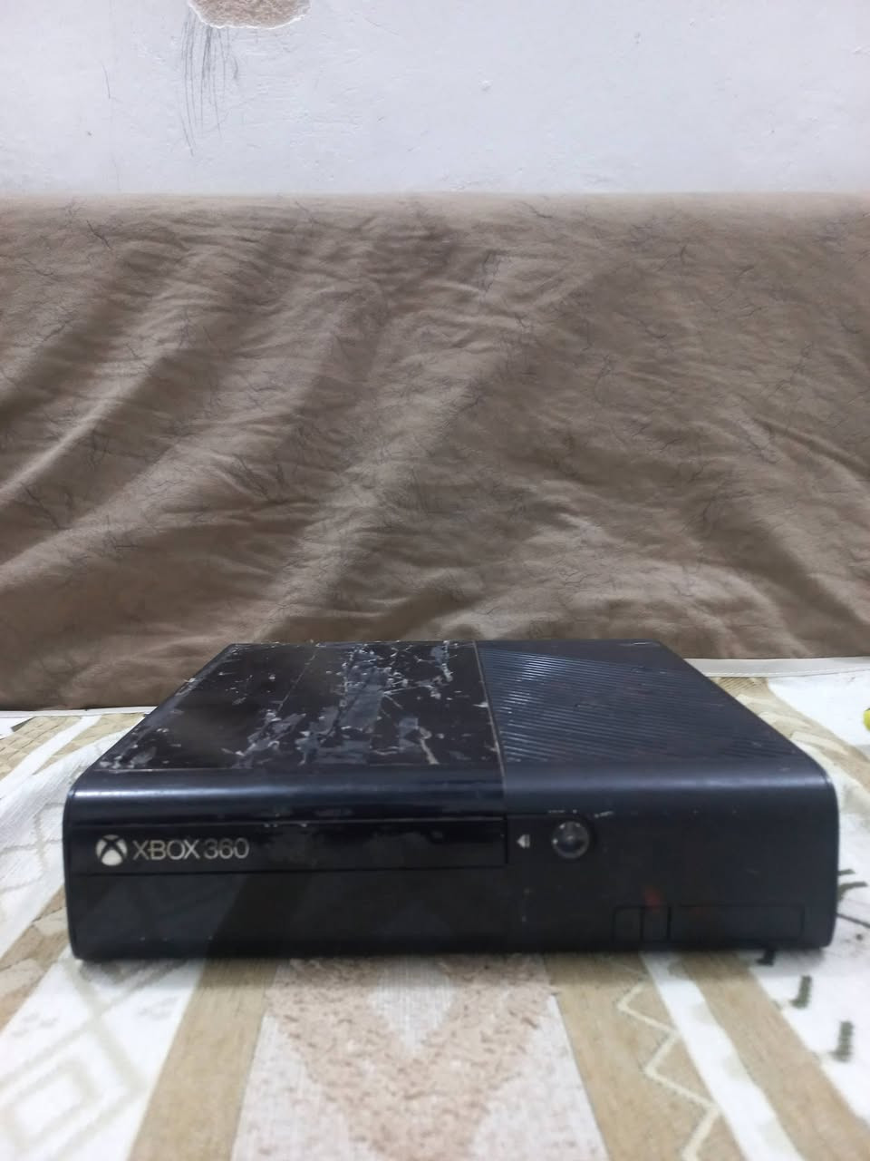 للبيع اكس بوكس 360 ذاكرة 250 گيگا بايت يحتوي على 59 لعبة بضمنها  GTA يحتوي على ملحقات مع 2جوستك بسعر 100


**إذا كنت صاحب هذا الإعلان وتريد حذفه لأي سبب، رجاءا أرسل رسالة إلى الدعم الفني**