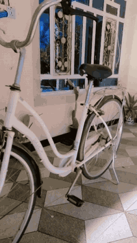 السلام عليكم بايسكل للبيع حجم 27 باسكل باله النظيف قطع الصبغ ما مصبوغ موديل 2010 المكان المكان حله ورديه خارج منطقه بنافع سعر اللي يريده يخابرني على الرقم***********
