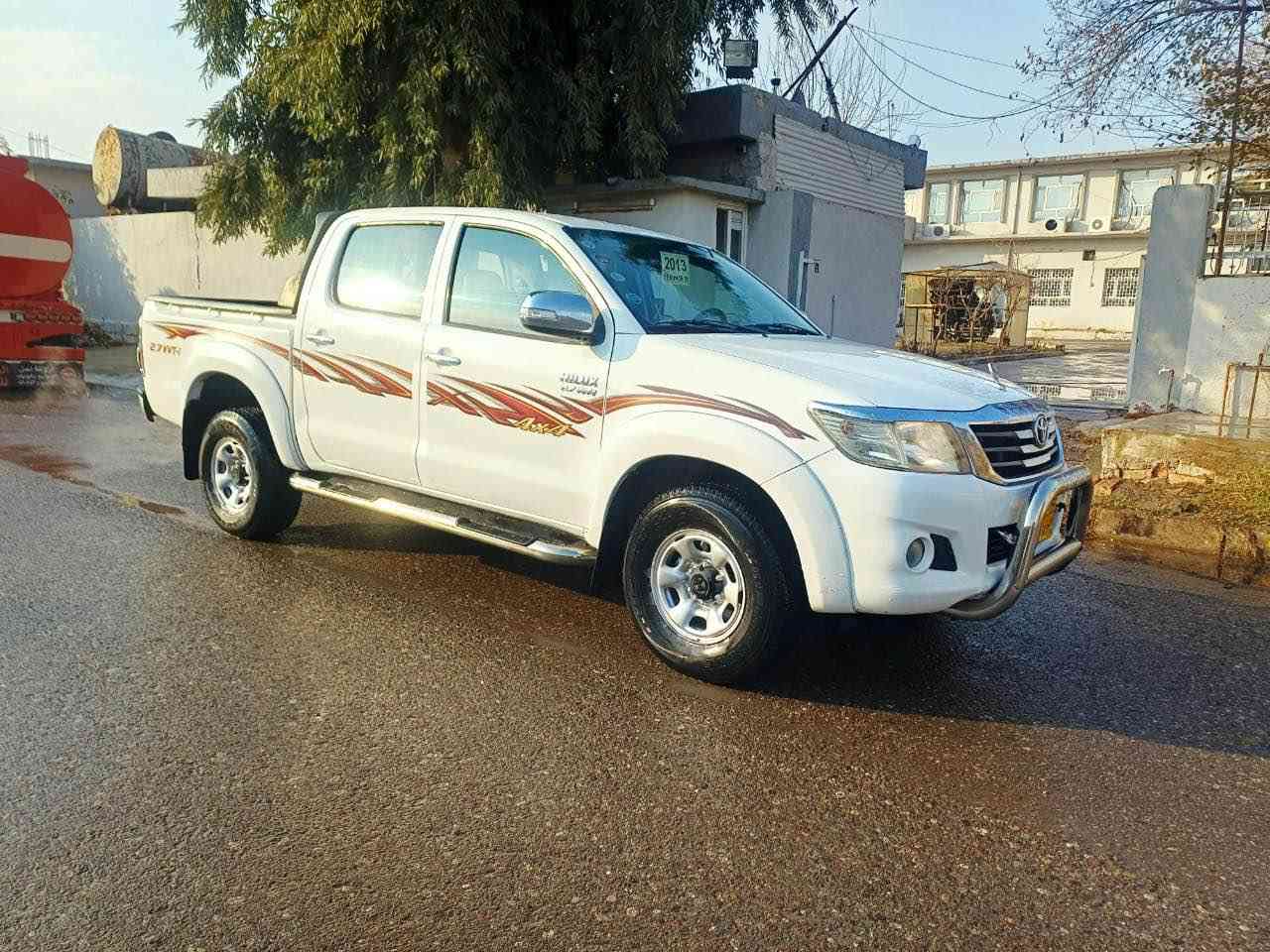 تويوتا هايلوكس موديل ٢٠١٣ بي سبوغ كير عادي 
كيرماكينه به شرط تحويل غرامه به شرط به ناوي خومه دحمي بودحامي به شرط سعر١٨٨ $ شوين هه ولير تلفون فايبر واتساب *********** أربيل, العراق
