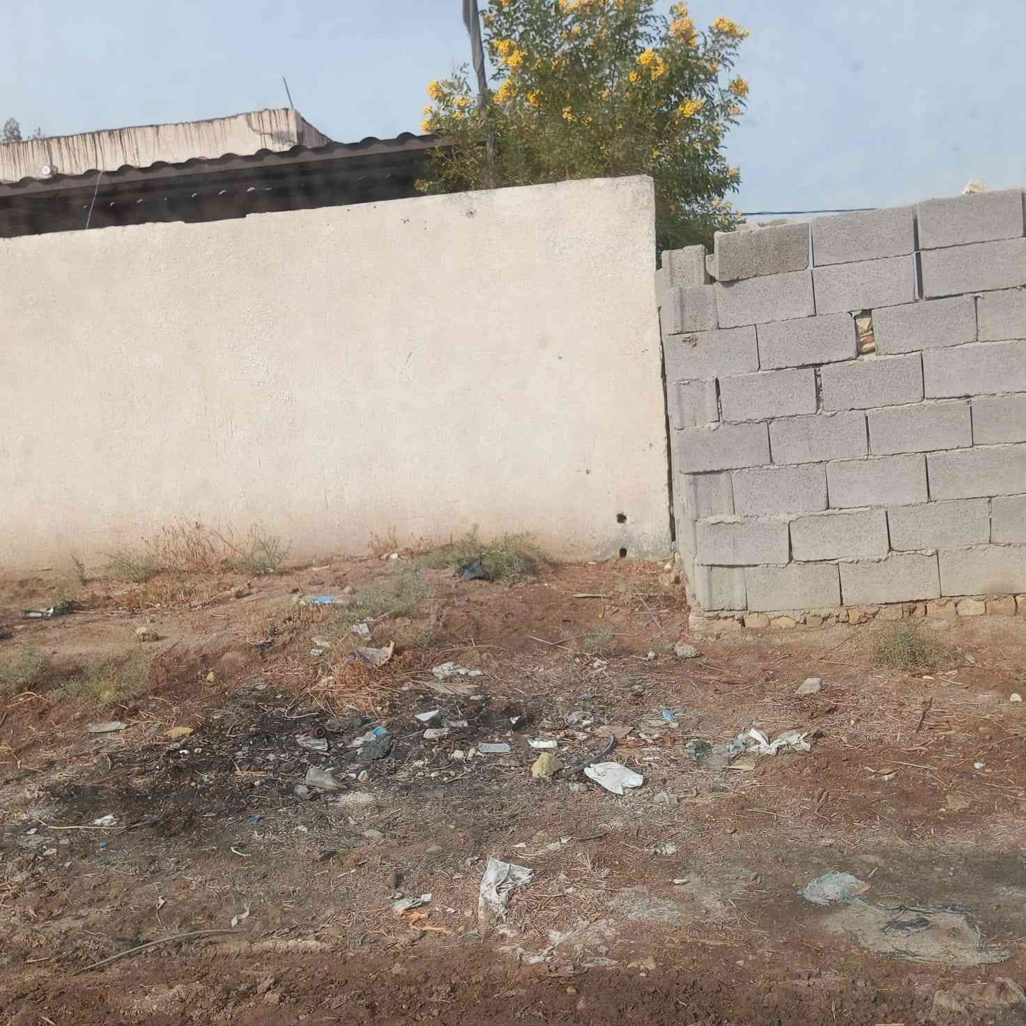 بيت للبيع طابو زراعي المساحه 325مترالشارع12متر. كدامه ساحه ***********
