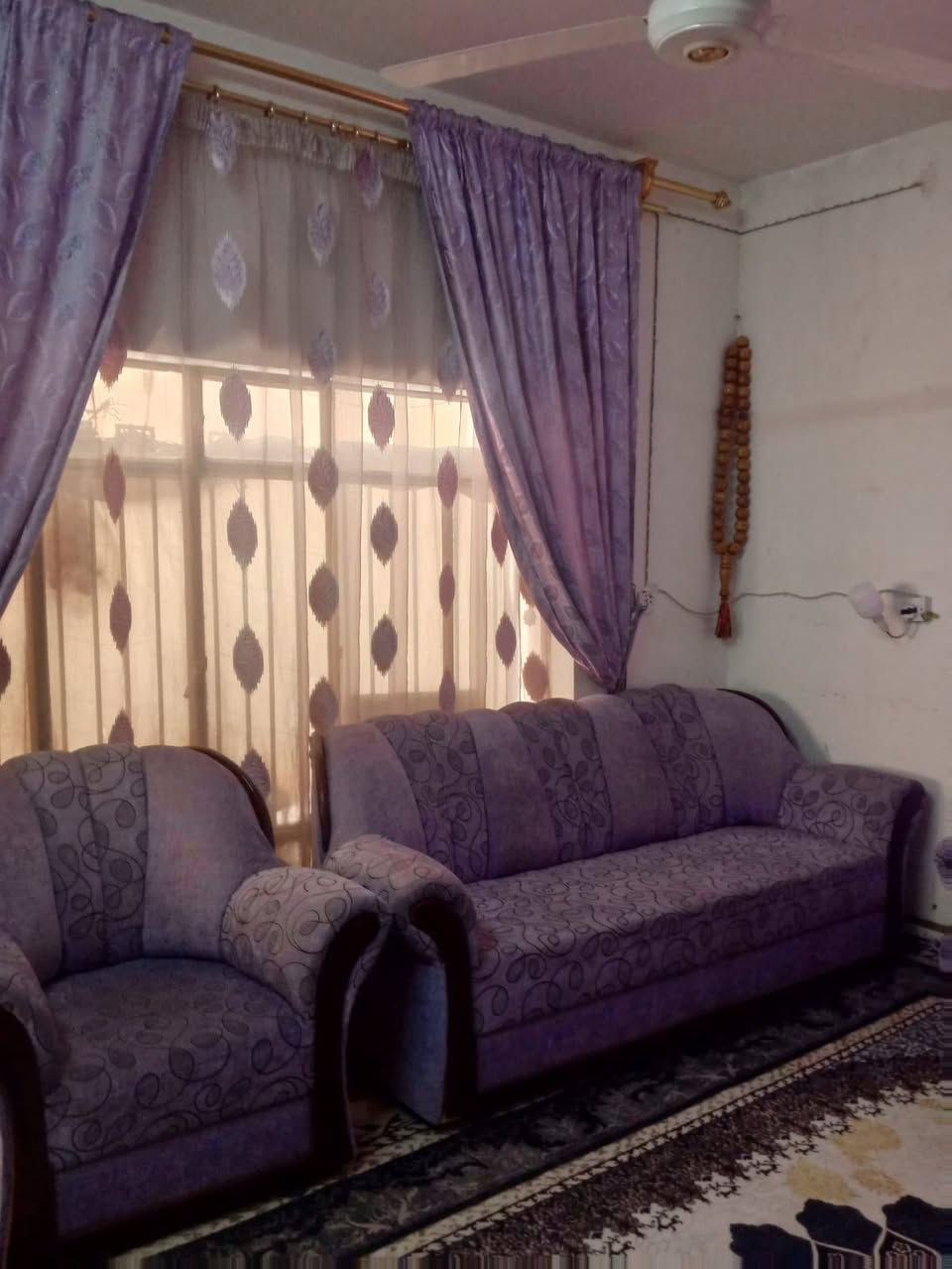 تخم قنفات مستعمل نضيف جدآ حطاطة السعر 250الف 
***********
