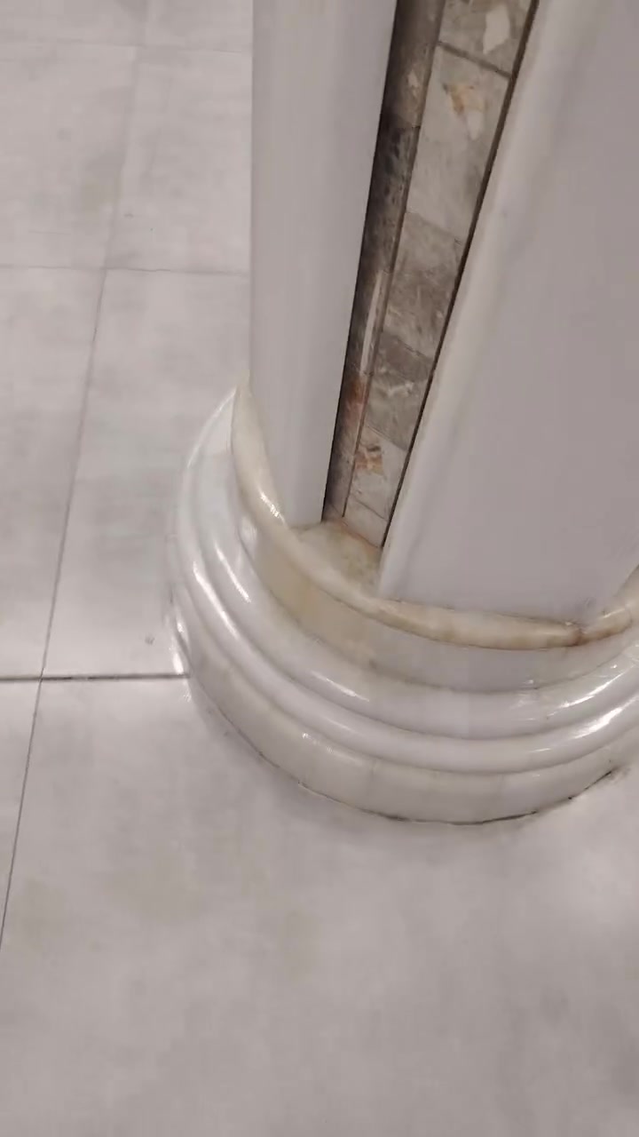 كادر حيدر لجنوبي واجهات لحديثه حجر ومرمر درز وجلي ونحت وتلميع وحف كافت لحجر ولمرمر شغل درجه وله تسليم مهندس لرقم بي واتساب ***********
