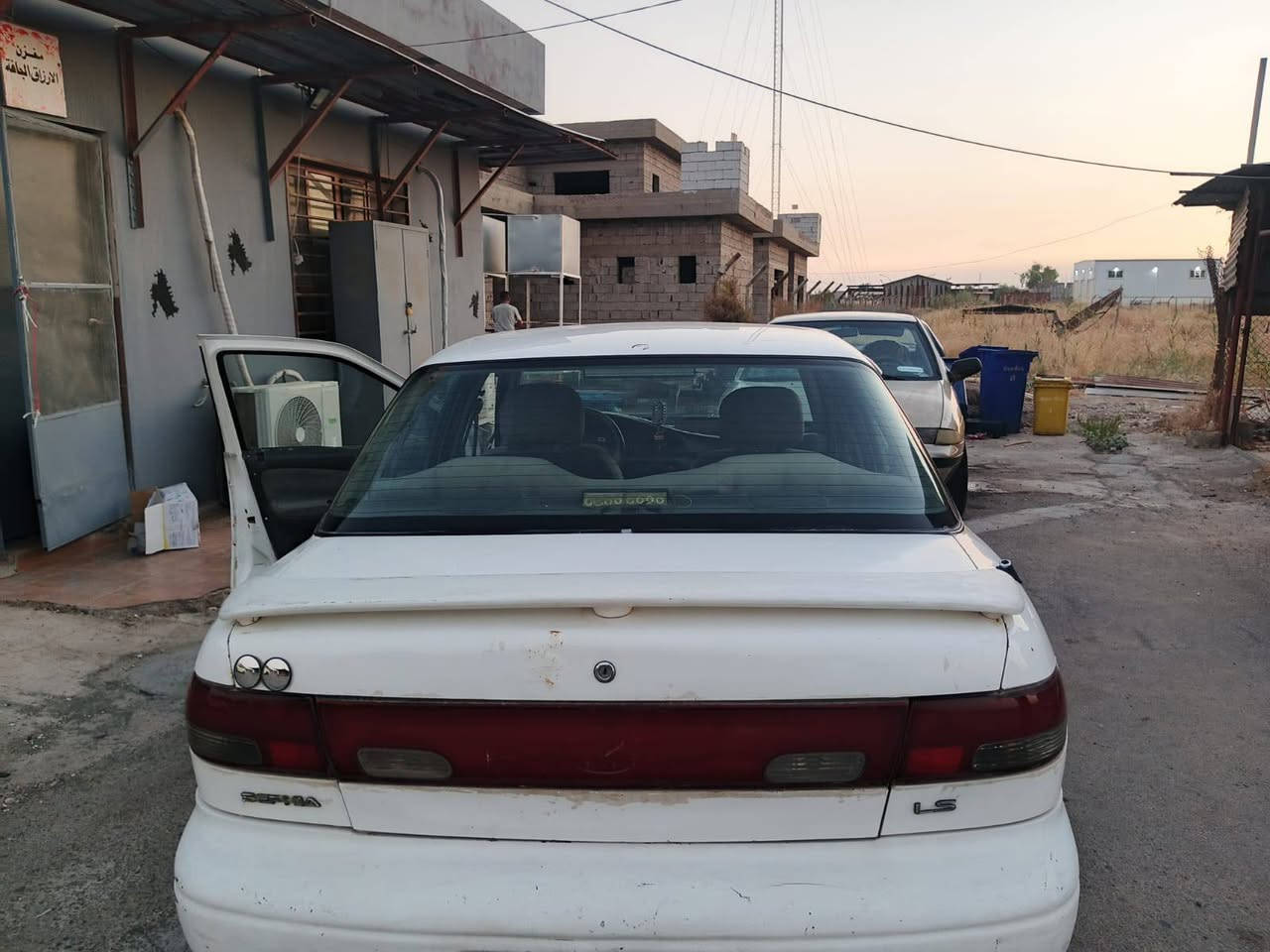 السلام عليكم مكلف بالنشر للبيع كيه سيفيا موديل 96رقم دولي ديالى محرك وگير شرط صبغ مابيها تبريد شغال تايرات صدر كلها شرط مكان السياره كركوك 
سعر السياره 45 وبيهال مجال 
أتصل ع رقم ***********
