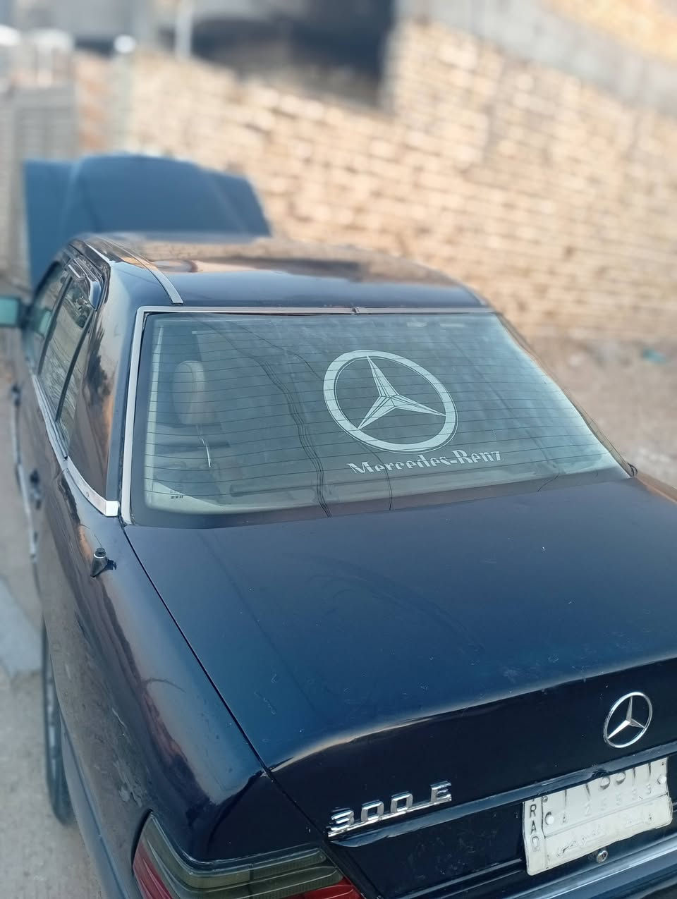 سلام عليكم مرسيدس دب
 موديل 91 سياره
 لون نيلي سياره جيس 
محرك فيفيتي ٢ونص سياره نضيفه 
رايده مراوس شعندك نزل بتعاليق أو بيع 
مكان سياره ميسان 
 سعر 52 وبيه مجال 
اتصال فقط وتساب \***********
