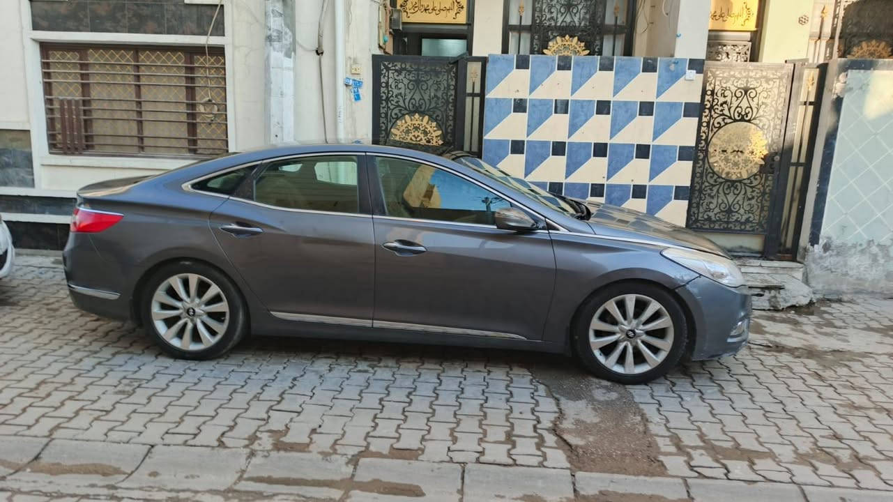 سيارة ازيرا مديل 12 لاستفسار ع الرقم ***********
