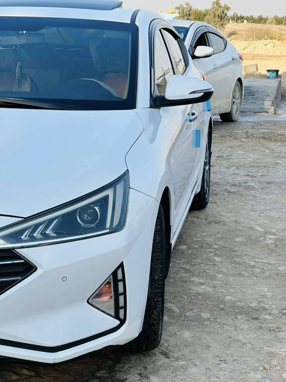 سلام عليكم النتره البيع موديل 2019 شكل 20 سياره حيل حلوه 
1 وصفات  فتحه
2 مري شفط
3شاشه كبيره 
4مكينه 2000 كفاله
5كير  حداديه كفاله 
6حساس مامي خلفي
7ما عده البصمه 
رقم بغداد بسمي 
رقم الهاتف ***********
مكان حله جبله
الشراي بي خير ويدلل
