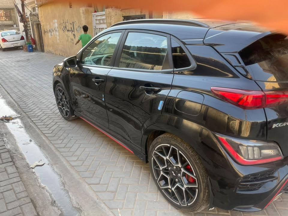 السلام عليكم ، مكلف بالنشر✅
كونا N رياضية 
موديل 2023 وارد امريكي مكينة 2000 توربو صور الحادث والسونار موجودات داخل المنشور ، السيارة جاهزة للأخير ما عوزها نقص واحد ومرتبة شبابيه
مواصفات
كشنات السائق والصدر تدفئة
كشن السايق كهرباء
تحكمات ستيرن + وضعيات قيادة و مود N 
تحكم بصوت الاكزوز والسسبنشن وقوة المحرك Customize
مثبت سرعة وعدادها 300km/h
زر NGS لزيادة القدرة الحصانية للمحرك
مختمه N بكل مكان 
كشنات مخمل رياضي
ويل حجم 18
دشبول شاشة للتحكم بجميع ميزات السيارة
شاشة وسطيه كبيرة مع كامرة دواره 
شحن لاسلكي 
نظام android auto, apple car play
شفتات ستيرن 
نقط عمياء 
رادار مانع تصادم 
منافذ USB
تثبيت مسار وكروز سرعة 
وغيرها من المواصفات 

مرقمه بغداد وبأسمي تحويل ثاني يوم مكاني بغداد الامين الثانية ، للأتصال والاستفسار عن باقي التفاصيل ***********
السعر : 165 وبيها مجال للشراي
