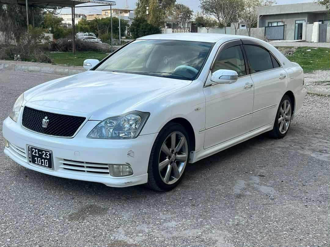 شاهینە موس 2005  سێ دوگمە سپۆرت گێڕ و مەکینە گەورە 182 تەبرید سارد و گەرم بەسراوە برێکی بەسراوە کامل مەسرەف کراوە چوار تایەی تازەی لەژێرە ویل دنگە مشت لێکسز ئاوێنە ئیشارەت 142 هەزار ڕۆشتوە یەک پارچەی ئەوروپای بۆیاخە سەیارەیەکی زۆر جوان و پاکە ماڵی دۆستە سعری 65 وەرەقە و کەمێک مەعامەلە لە نزیک کەلارم *********** كالار, السليمانية
