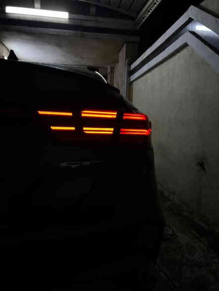 السلام عليكم
كيا فورتي 2022 ليبل واحد

فئة ال GT2

ماشية 44 الف ميل 

1/1

محرك 1600 توربو 

دبل اكزوز رياضي

كير (نمرDTC (7

فتحه 

تدفئة + تبريد بالمقاعد 

كشنات جلد وكهرباء مختمGT

تبريد ديجتال

شاحن واير ليس

تشغيل عن بعد 

شاشة حجم 10.5 انج الجبيره الفول 

خرائط GPS بلاديه 

ليدات خلفي وامامي 

ليد زنون 

رادار امامي وجانبي وخلفي 

حساسات خلفية 

قيادة ذاتيه 

تحديد مسار 

نظام كبح تلقائي عند الرجوع

سماعات Harmn 

دمام امامي وخلفي 

ليدات محيطية بلاديه 

ستيرن حرف D 

شفتات ستيرن 

سياره كل نقص مابيها 

رقم بغداد ب اسمي 

حادثها البنيد نفسه مصبوغ ربعه بدون تبديل وايرباك الدركه فقط طاك ومصلح 

السعر158$ وبيها مجال 

***********

صور الحادث مرفقة بالمنشور
