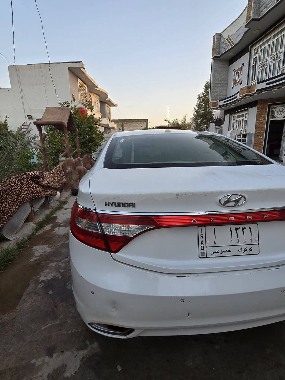اعيد النشر بسبب الوعود الكاذبه ...رجاءاً رجاءاً لا تدخل اذا مو شراي ولا تتعامل وياي شفته غاليه عليك اعبر المنشور
هواندي ازيرا موديل ١٢ فول ما عدا الفتحه 
سوناره مرفوع بيع او مراوس بسياره احدث 
رقم كركوك خصوصي  لون ابيض 
سعر ١٢٢$ 
***********
