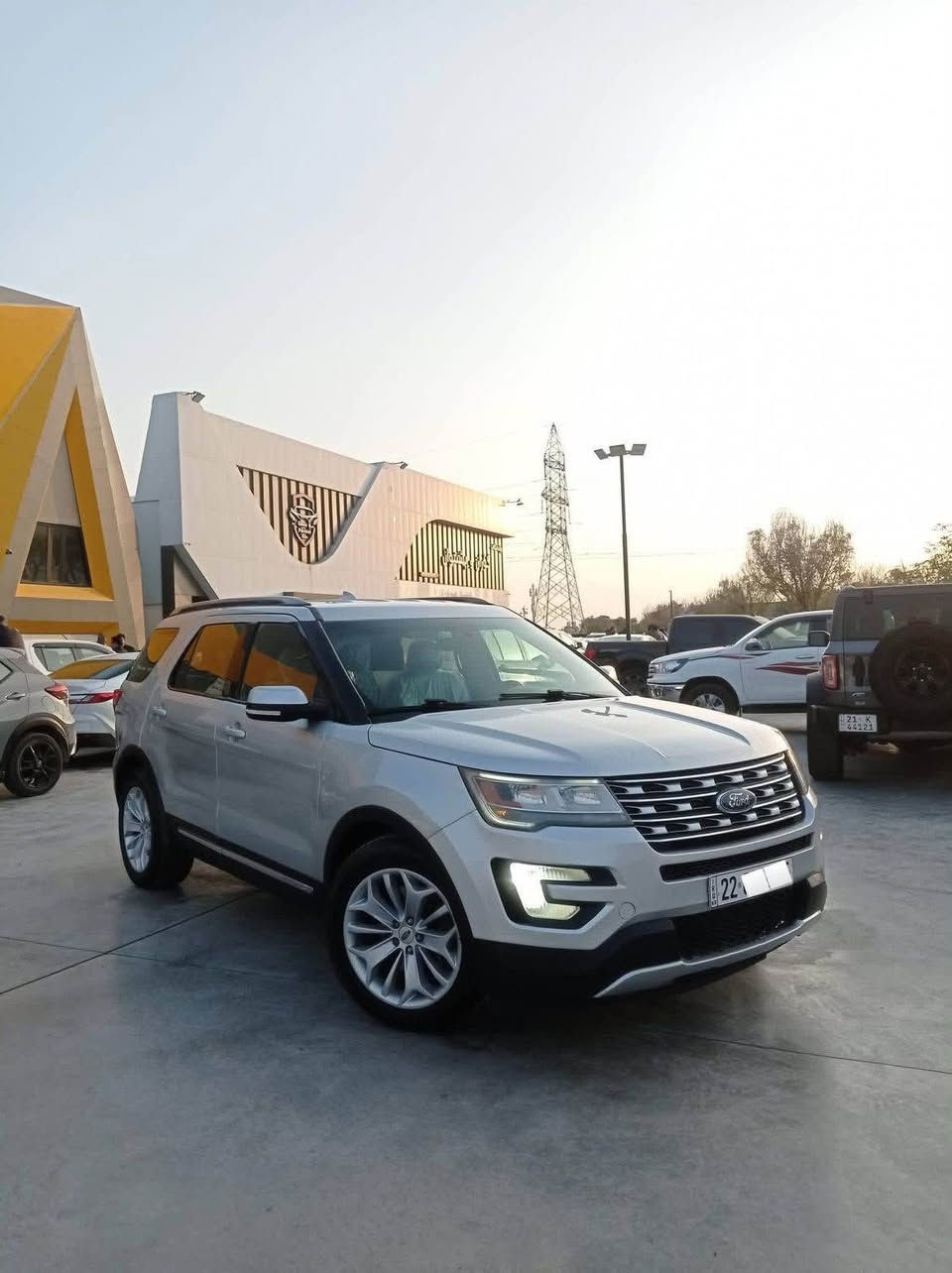 FORD EXPLORER 2017

بِسْمِ اللهِ الرَّحْمَنِ الرَّحِيْم 
 

فورد اكسبلور موديل ٢٠١٧ وارد امريكي ثلاث قطع صبغ بدون دواخل بجم کبس خلفي كبس ماشي ( 150 ) ألف ميل محرك ممفتوح رقم اربيل سنوية و هزة جديد حتى (٢٠٢٩) سيارة جاهزة و بدون نقص .

المحرك : ٦سلندر - حجم : ٣٥٠٠ - قوة : ٢٩٠ حصان 🐎 .

ملاحظة ⛔: بيهه سيستم غاز إيطالي .

مواصفات (4WD + XLT )

١-دبل اكسل 

٢-٧راكب 

٣-لایت زنون 

٤-حاسة

٥-لايت أوتو 

٦-تبريد ثلج 3 قطع 

٧-قفل تلقائي 

٨-فوليوم

٩-جام أوتو 

١٠-بصمة

١١-٤مود قيادة 

١٢-تحدید سورعة

١٣-كشن كهرباء

١٤-مراية هيتر 

١٥-بگلايت ليد 

١٦-كاميرا

١٧-گير شفط 

١٨-فتح تلقائي

١٩-كود أبواب 

٢٠-لايت ليد 

٢١-صندوق كهرباء 

٢٢-ابواب بصمة

٢٣-مكان هوك 

٢٤-كير ماوس 

٢٥-مسجل شاشة

٢٦-گيچ اليكتروني

٢٧-مود TOW

٢٨-ثلاث شاشة 

٢٩-اشاير بل امراية 

٣٠-شغال .

مكان : البصره 

سعر : ( ١٤٥ ) ورقة 💸 

رقم تلفون : 

       واتساب 

          📥

***********
*********** البصرة, العراق
