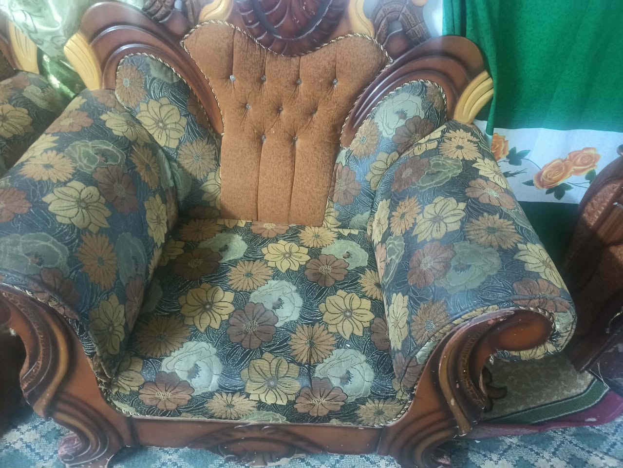 تخم للبيع 7مقاعد سعره ب100اوبي مجال مكانه حله ورديه


**إذا كنت صاحب هذا الإعلان وتريد حذفه لأي سبب، رجاءا أرسل رسالة إلى الدعم الفني**