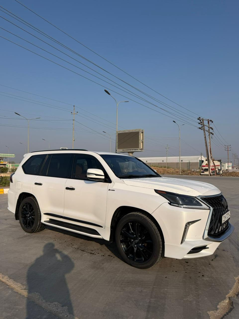 لكزس كورو 2019
لكزس كورو 2019 
ماشيه 80 
فول مواصفات 
معروفه 
بيها فقط لبنيد بي صبغ
بدون حادث بدون بارد بدون شخوط
تحم تاير شركة انتاج 26 
صيانة كامله بلشركة بدون اي نقص
السعر 74,500$  745 ورقه وبي مجال
مكانها بغداد مدينة العاب الكرخ
***********
