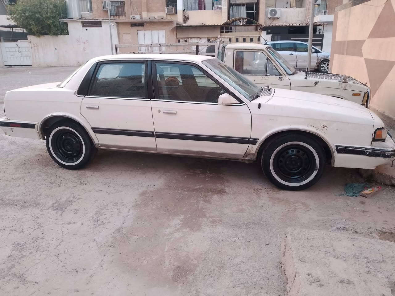 من رخصه الادمن المحترم

السلام عليكم اولدز موديل 1990
 رقم بغداد دولي سيارة جاهزه مكينه كير حداديه كهربائيات كلها شغاله تخم تأير السيارة ماعايزه الف خير من الله العنوان. كركوك ازادي رقم الهاتف ***********
