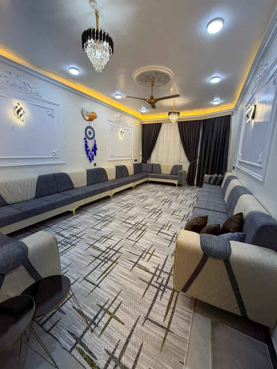 اللهم صل على محمد وال محمد 

دار سكن للبيع بناء حديث سنه البناء 2025 طابقين كونكريت مسلح 

زراعي سند 25 تحويل بإسم المشتري 

 يباع مع الأثاث كامل 

ط1

غرفتين وصاله ومطبخ واستقبال صحيات داخل وخارج طارمه وكراج 

ط2 

غرفه صاله 

للاستفسار ***********

***********
