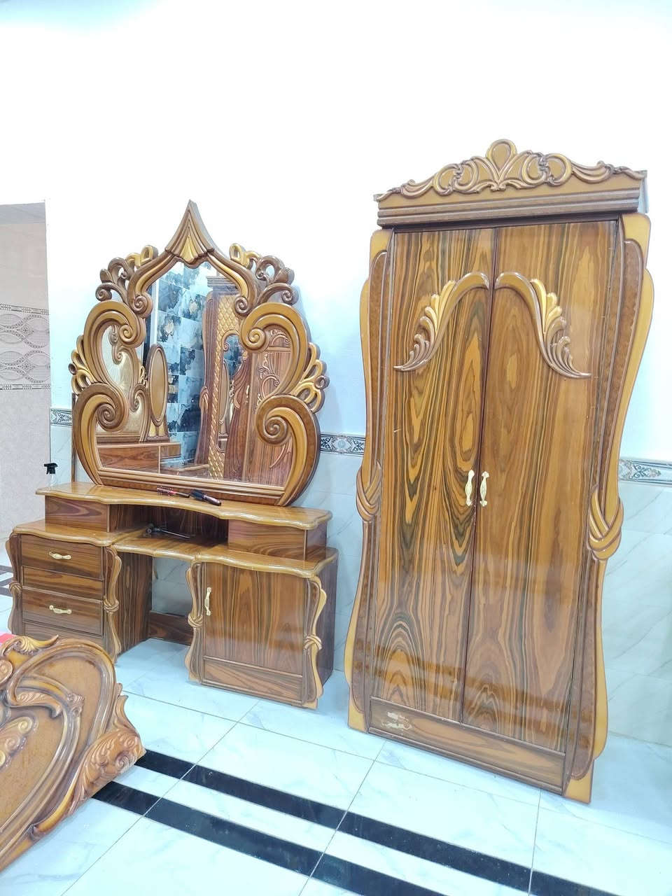 غرفه صاج عراقي نضافه فول السعر 850 العنوان الرمانه للاتصال *********** واتساب
