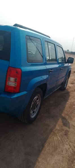 السلام عليكم جيب باتريوت ٢٠٠٨ رقم بغداد انكليزي سياره حلوه وكاعده صدر امامي خلفي جديد سياره كلشي بيها شغال مكان بغداد 80 وبيها مجال ***********
