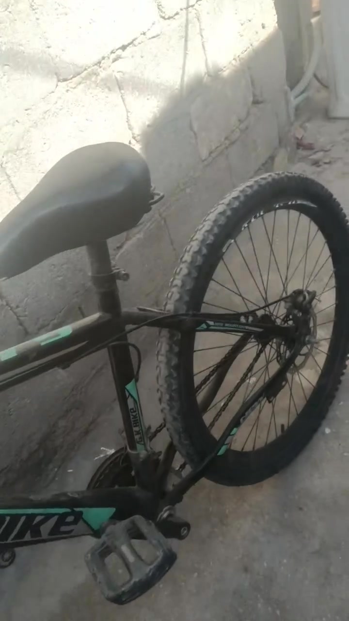 باسكل جبلي للبيع محافظة كربلاء حي سلام للاستفسار *********** باسكل نضيف

