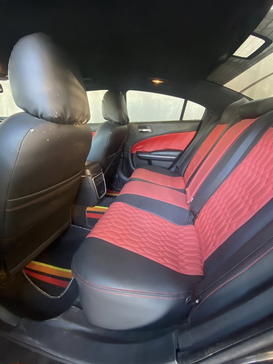 السلام عليكم سيارة جارجر sxt 2016 وارد امريكي حادثها  جاملغ وباب مبدلات بأصلي وكالة بامريكا ودعامية خلفية فقط بالعراق بيها طعجات خفيفة كلش ببابين مالت السايق والصدر السيارة بدون قطرة صبغ ابد تحكمات ستيرن كشن كهرباء السيارة مو فول مواصفات مشدودة الها شاشة وكاميرا خلفية اصلية تبريد تدفئة امامي وخلفي شغال مكينة 3600 وكفالة مكينة كير محرك سنويتها راح توصل يوم الاحد مشروع وطني ورقمها بغداد
ماشية 285 
السعر 160 وبيها مجال للشراي 
تحويل ثاني يوم العنوان البصرة/قضاء المدينة
التواصل واتساب فقط ***********
