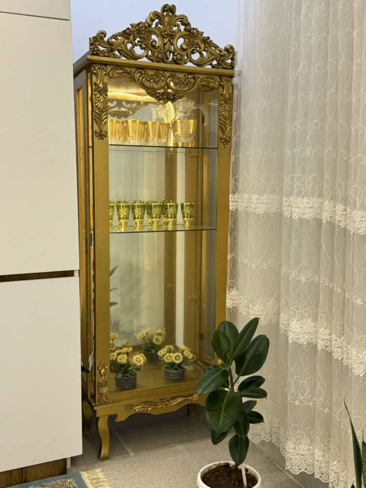 ئەم دووکاڵا جوانە ناوازەمان هەیە بۆفرۆشتن لەسلیمانی ژ.م ***********
