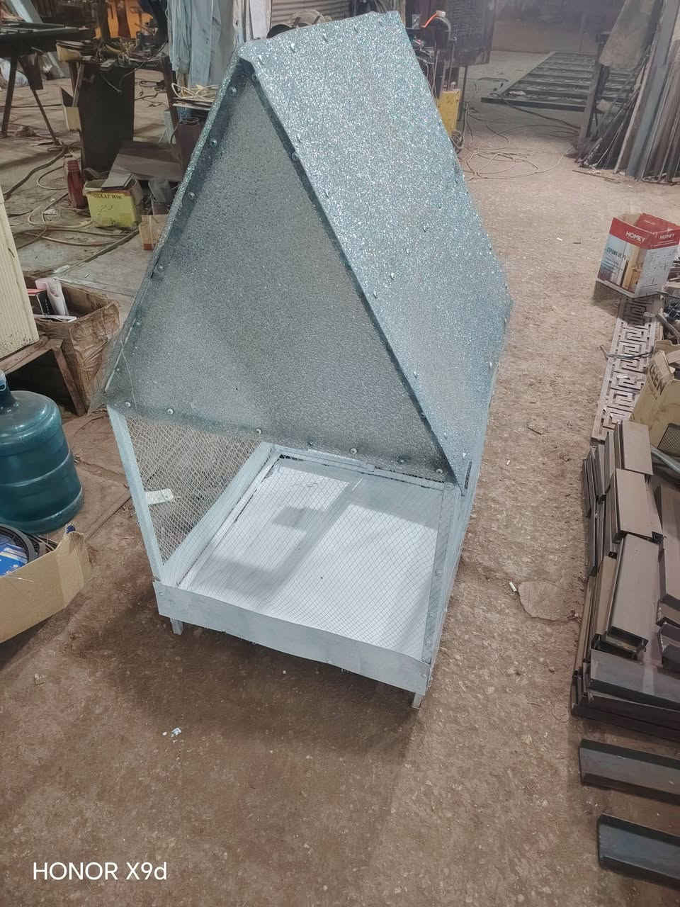 قفص للبيع سعر ٥٠ الف و بي مجال


**إذا كنت صاحب هذا الإعلان وتريد حذفه لأي سبب، رجاءا أرسل رسالة إلى الدعم الفني**