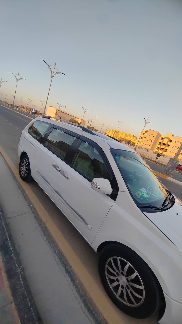 السلام عليكم من رخصت الئدمن المحترم كيه سيدَونه 2012 فول الفول كله كهرباء بيبان+قبق جنطه كهرباء فتحة سقف كشنات كهرباء كشنات جلد مكينه 6س  مكينه وكير خير من الله تبريد ثلج حداديه خير من الله ترايك وين متريد رقم بغداد بسمنه عتراف مباشر بيها الدواير الخلفيه صبغ وجاملغ وبنيد السياره جاهزه من كلشي بالعافيه علياخذها مكان السياره في كربلاء اي استفسار الأتصال علا الرقم ***********
