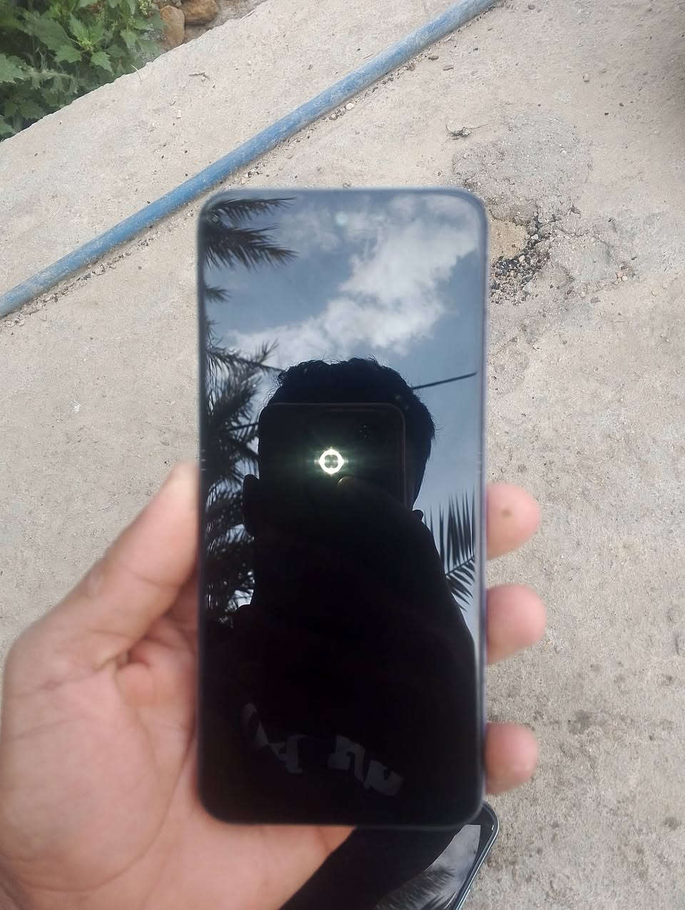 هواوي واي 9 شغال الضهر  مكسور ب70.
انفنكس هوت 40 شغال شرط مضيف ب 90.
كلكسي g7 شغال نضيف ب30.
للاستفسار علق او اتصل السماوه/***********
